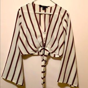 EUC Forever 21 Contemporary crop top shirt SZ-M